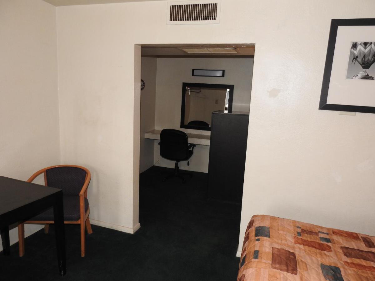 Downtown Inn Albuquerque Zewnętrze zdjęcie
